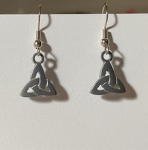 Load image into Gallery viewer, Celtic Triquetra or Trinity Knot small pewter earrings