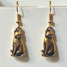 Load image into Gallery viewer, Sitting Kitty: goldtone cat earrings