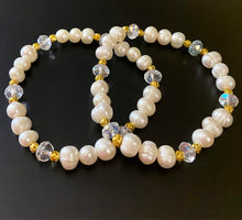 Load image into Gallery viewer, Freshwater baroque pearl and crystal bracelet with gold filigree beads wedding bridal jewelry