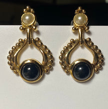 Load image into Gallery viewer, Premier Designs “Pegasus” onyx and faux pearl goldtone granulated hinged hoop post earrings