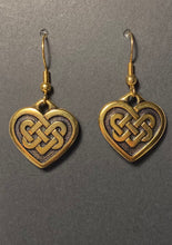 Load image into Gallery viewer, Goldtone Celtic knotwork heart earrings (medium)