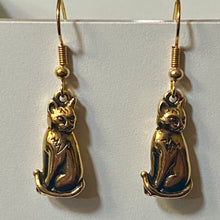 Load image into Gallery viewer, Sitting Kitty: goldtone cat earrings