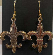 Load image into Gallery viewer, Fleur-de-lis large beaded edge earring in goldtone or silvertone w/ optional 8mm crystal or gemstone bead French symbol New Orleans Saints sports fan
