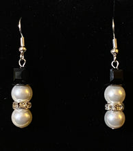 Load image into Gallery viewer, Holiday Snowman shell pearl & crystal earrings
