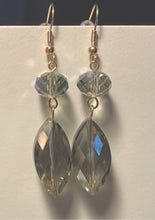 Load image into Gallery viewer, Marquise-shaped sea green crystal drop earrings