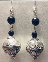 Load image into Gallery viewer, Moroccan Bazaar: lightweight silvertone and black Middle Eastern style earrings
