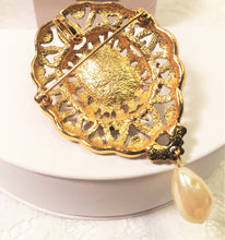 Load image into Gallery viewer, Vintage Avon ornate gold oval brooch / pendant w faux pearl cabochon and teardrop pearl dangle
