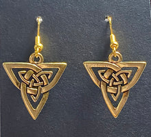 Load image into Gallery viewer, Triquetra or Trinity Knot goldtone earrings, with optional gemstone bead
