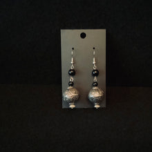 Load image into Gallery viewer, Moroccan Bazaar: lightweight silvertone and black Middle Eastern style earrings
