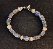 Load image into Gallery viewer, Sodalite and moonstone bracelet
