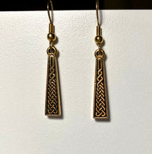 Load image into Gallery viewer, Goldtone Celtic knot teardrop earrings
