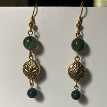 Load image into Gallery viewer, Moss agate and antiqued gold disc triple-link dangle earrings
