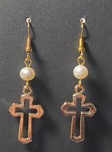 Load image into Gallery viewer, Freshwater pearl and goldtone open cross earrings Christian faith jewelry
