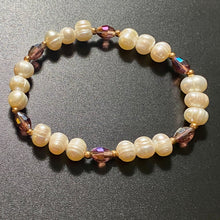 Load image into Gallery viewer, Freshwater baroque pearl and purple crystal bracelet
